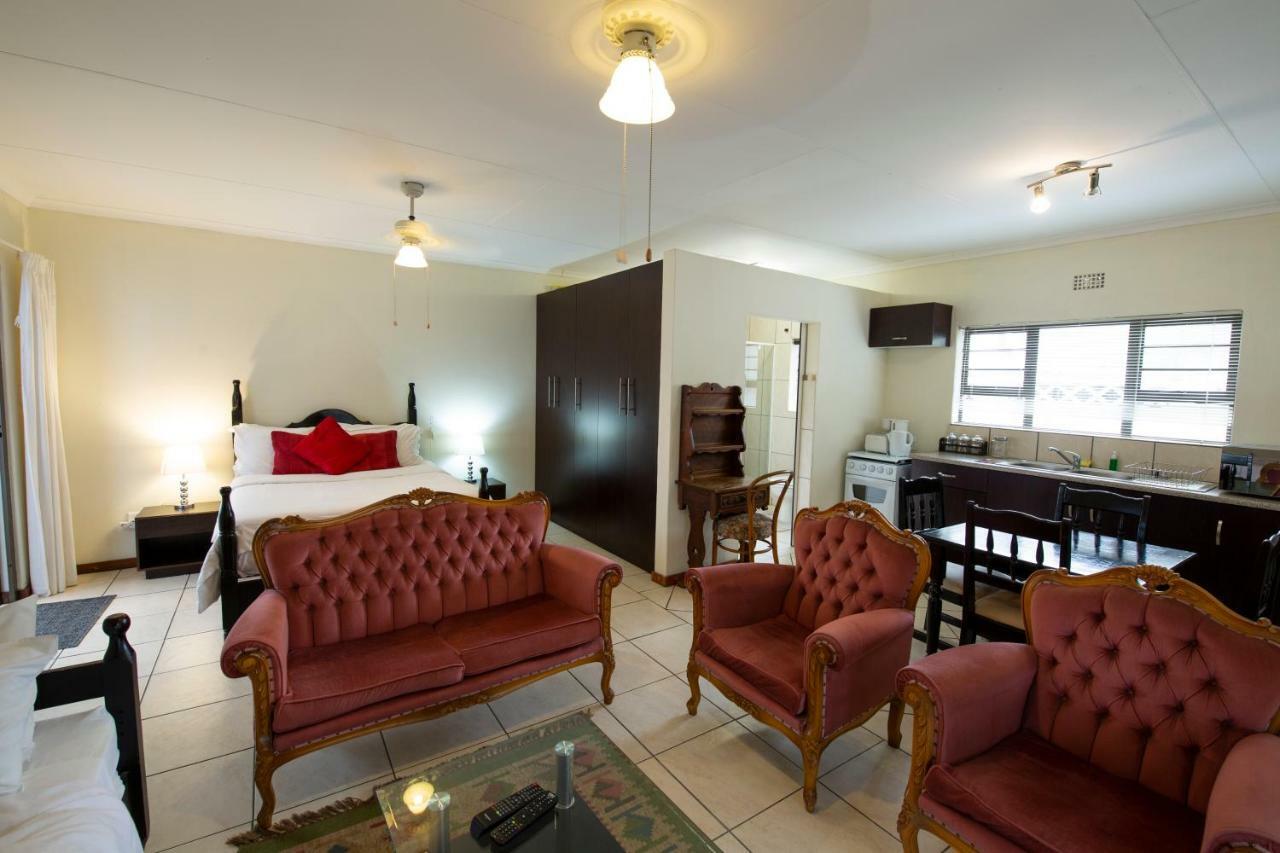 בוקסבורג Angelica Guest House מראה חיצוני תמונה