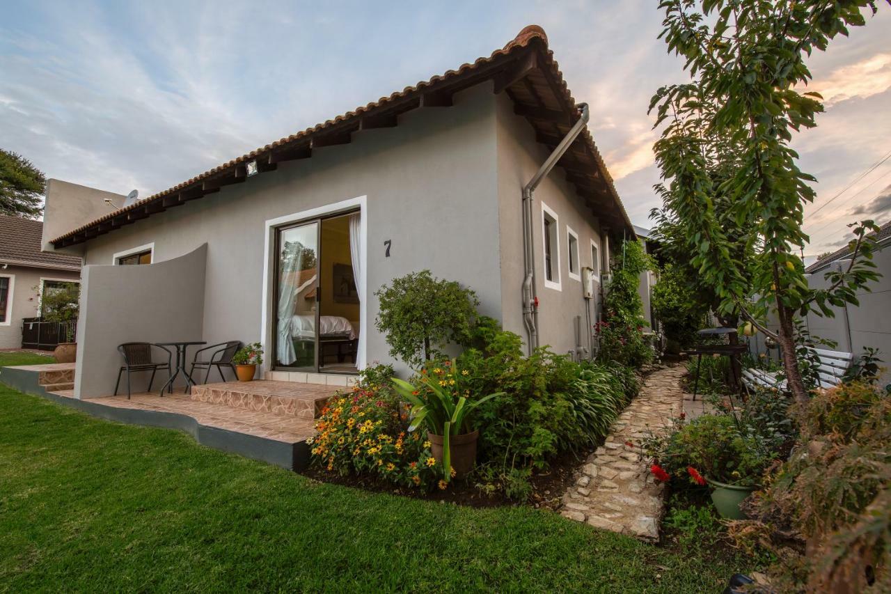 בוקסבורג Angelica Guest House מראה חיצוני תמונה
